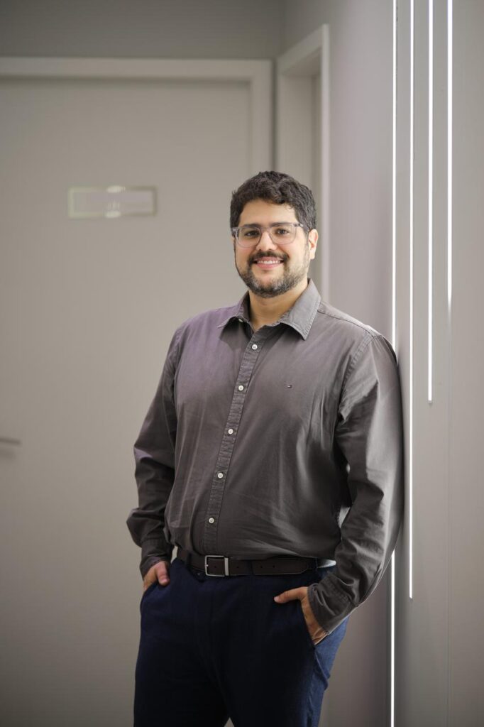 Dr. Rodrigo Paixão